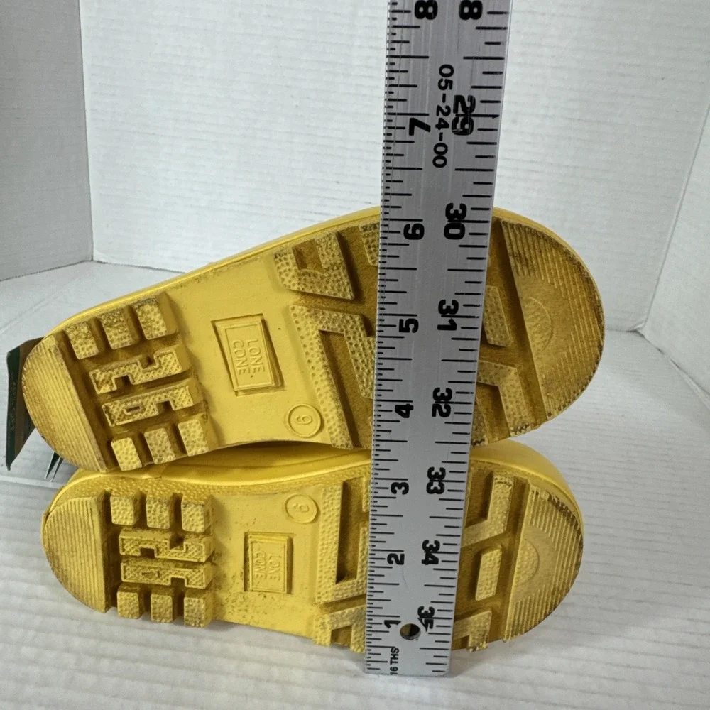 LoneCone Unisex Toddler Kids 9T Rainboots Yellow Matte NWOB